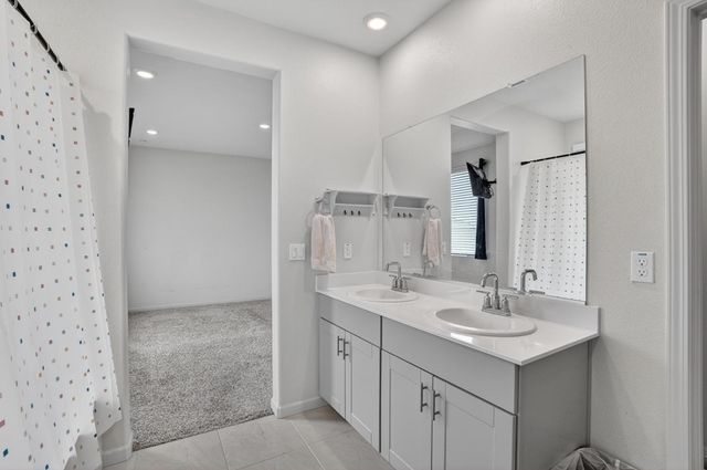 2103 Knotty Pine Way, Plumas Lake, CA 95961