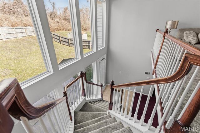 7 Country Lane Court, Florissant, MO 63033