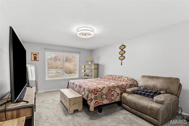 7 Country Lane Court, Florissant, MO 63033