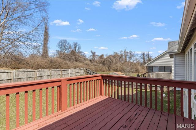 7 Country Lane Court, Florissant, MO 63033