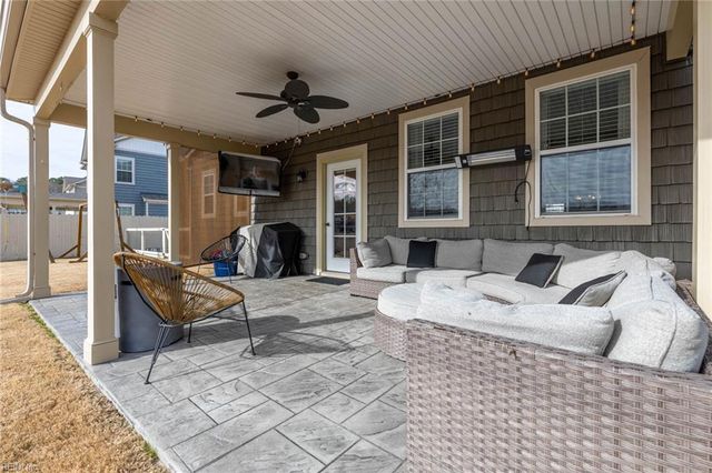 1927 Merano LN, Chesapeake, VA 23322