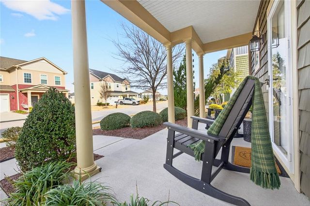 1927 Merano LN, Chesapeake, VA 23322