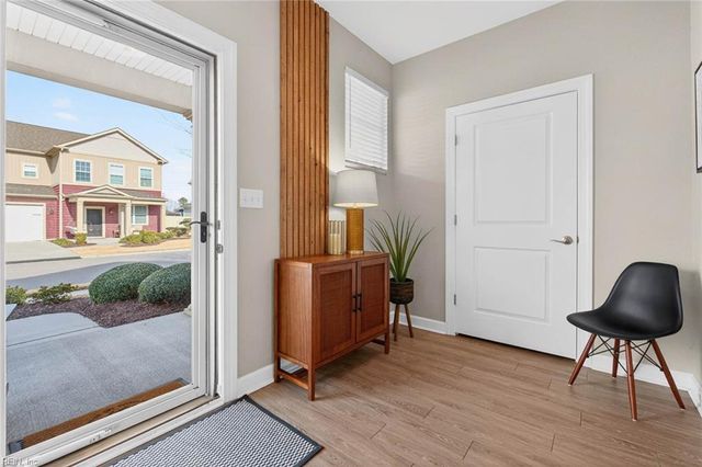 1927 Merano LN, Chesapeake, VA 23322