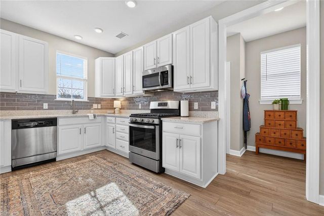 1927 Merano LN, Chesapeake, VA 23322