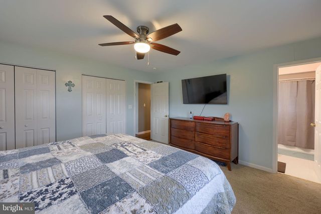 125 LEGION DR, Biglerville, PA 17307