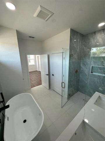 2912 N 21ST STREET, Tampa, FL 33605