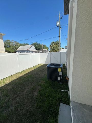 2912 N 21ST STREET, Tampa, FL 33605