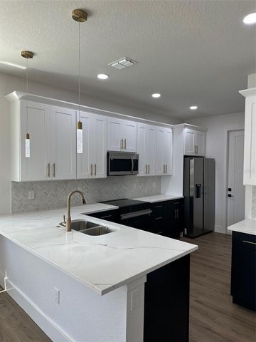 2912 N 21ST STREET, Tampa, FL 33605