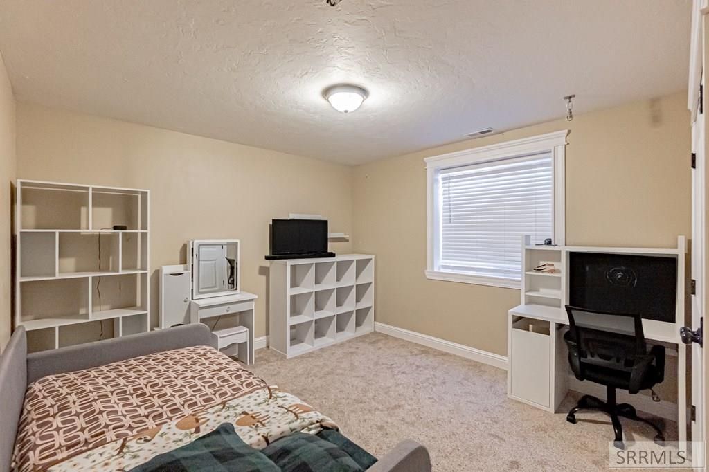 Image 20 of property listing at 3814 E 106 N, Rigby, ID 83442