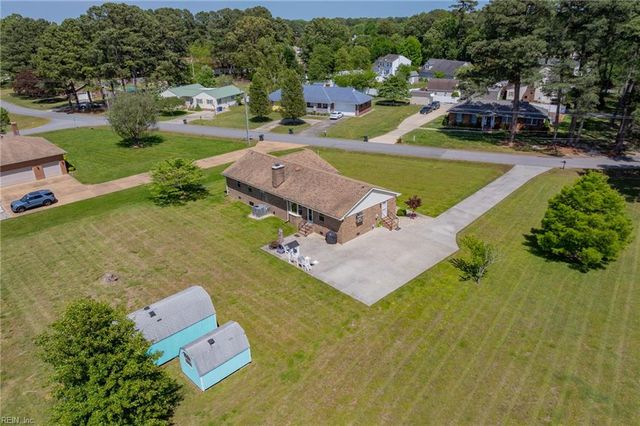 381 Pagan RD, Smithfield, VA 23430