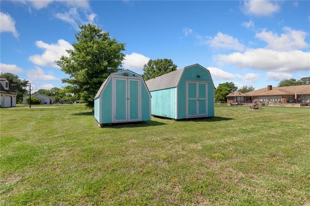 381 Pagan RD, Smithfield, VA 23430