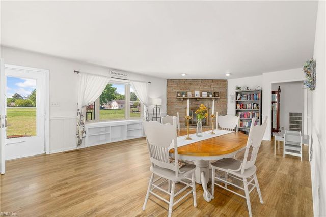 381 Pagan RD, Smithfield, VA 23430