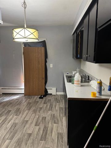 2216 Arlington Avenue, Flint, MI 48506