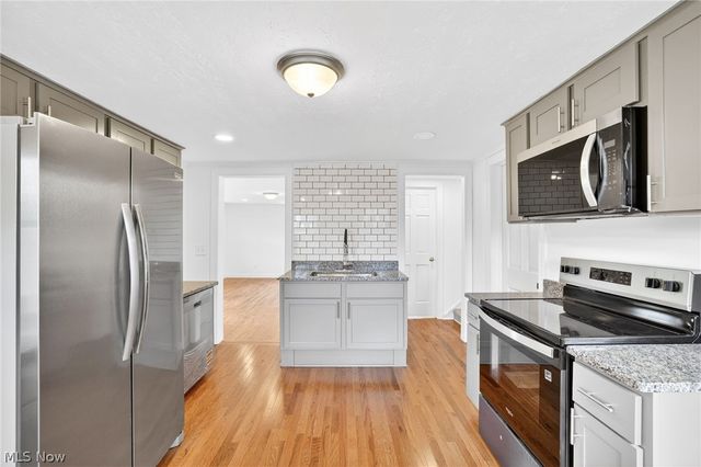 744 Wooster Street, Canal Fulton, OH 44614