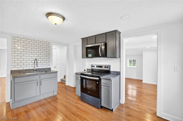 744 Wooster Street, Canal Fulton, OH 44614