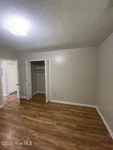104 Easy Street, Jacksonville, NC 28546
