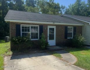 104 Easy Street, Jacksonville, NC 28546