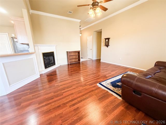 1208 W 1st Street, Tahlequah, OK 74464