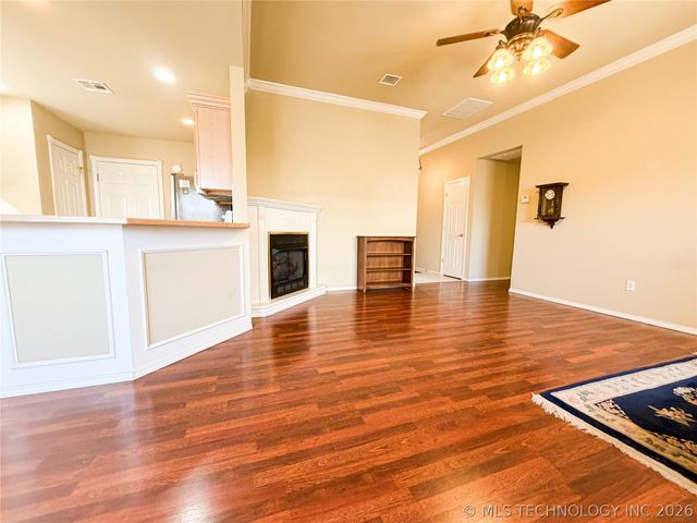 1208 W 1st Street, Tahlequah, OK 74464