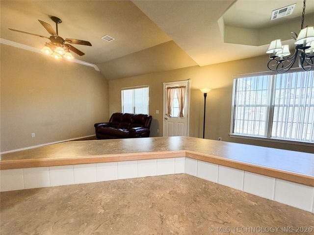 1208 W 1st Street, Tahlequah, OK 74464