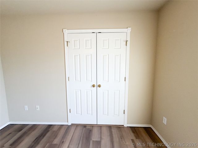 1208 W 1st Street, Tahlequah, OK 74464