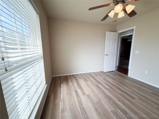 1208 W 1st Street, Tahlequah, OK 74464