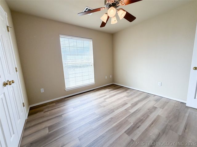 1208 W 1st Street, Tahlequah, OK 74464