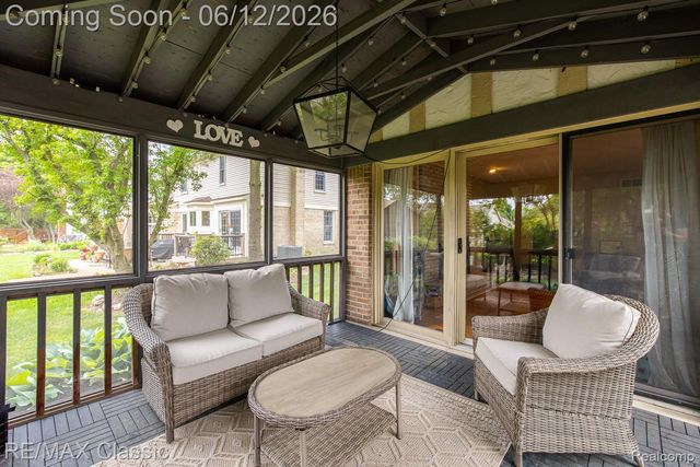 20248 Ellen Drive, Livonia, MI 48152
