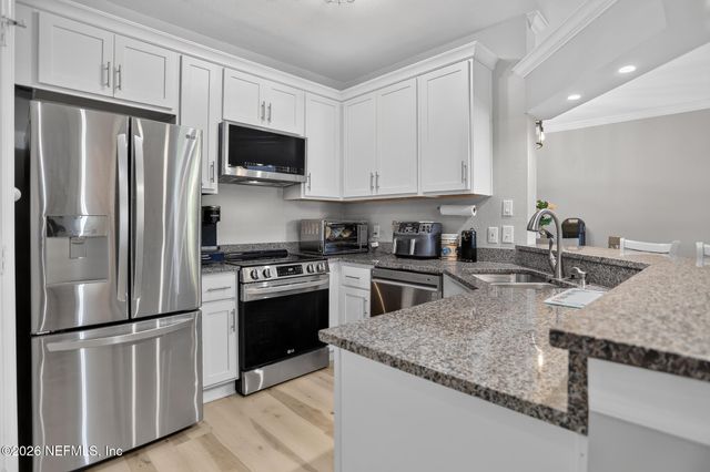 10961 BURNT MILL Road 414, Jacksonville, FL 32256