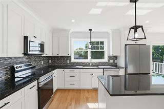 7 Teresa Ann Crossing 7, West Warwick, RI 02893