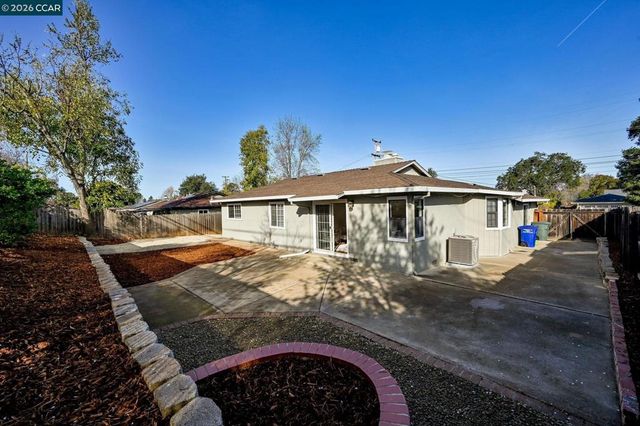 5549 Alabama Dr, Concord, CA 94521