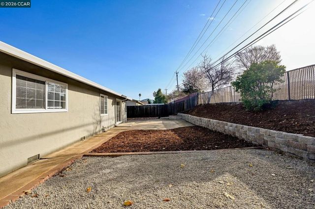 5549 Alabama Dr, Concord, CA 94521