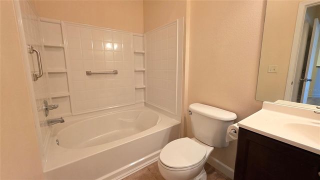 4802 51ST STREET W 1919, Bradenton, FL 34210