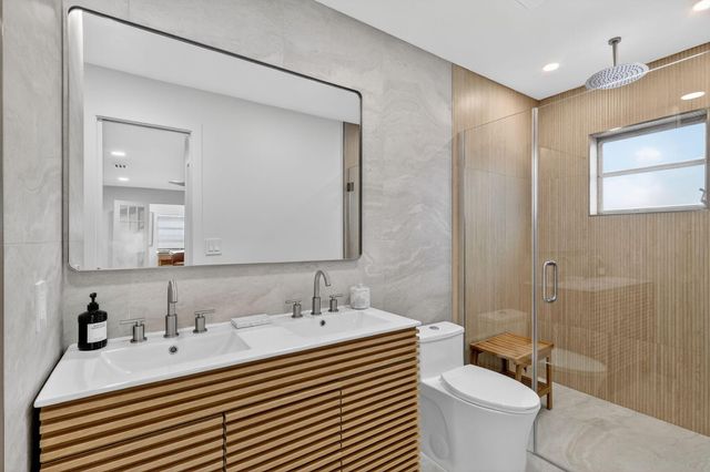 2206 SW 20th Way, Boynton Beach, FL 33426