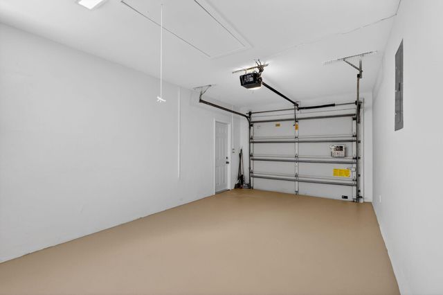 2206 SW 20th Way, Boynton Beach, FL 33426