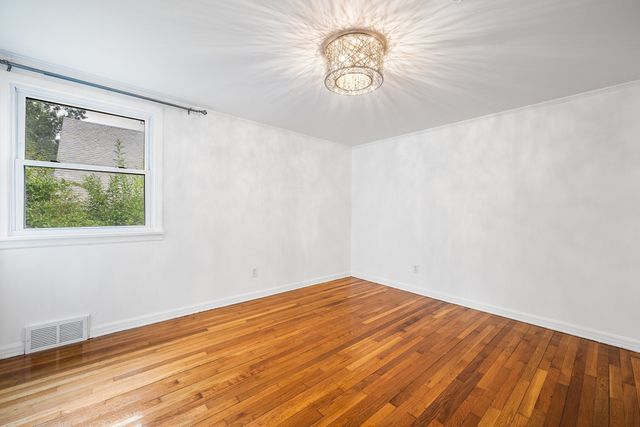 65 Sassamon Ave, Milton, MA 02186