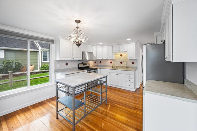 65 Sassamon Ave, Milton, MA 02186