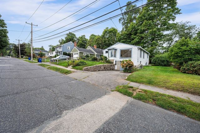 65 Sassamon Ave, Milton, MA 02186