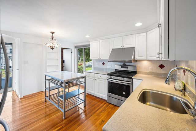 65 Sassamon Ave, Milton, MA 02186
