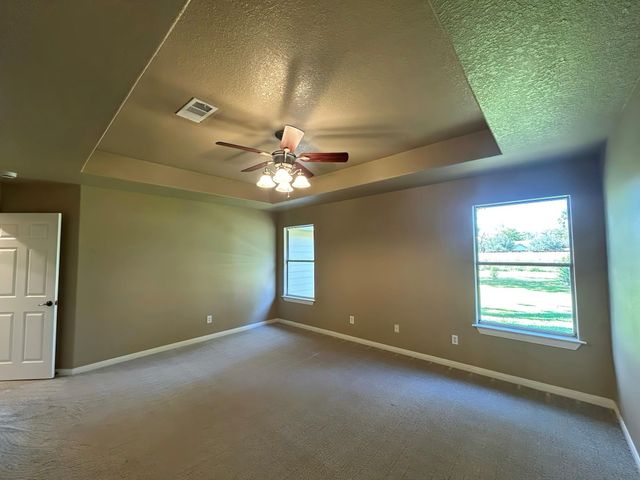 216 Sleepy Hollow Drive, Lake Jackson, TX 77566