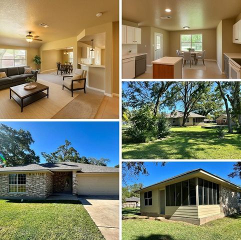 216 Sleepy Hollow Drive, Lake Jackson, TX 77566