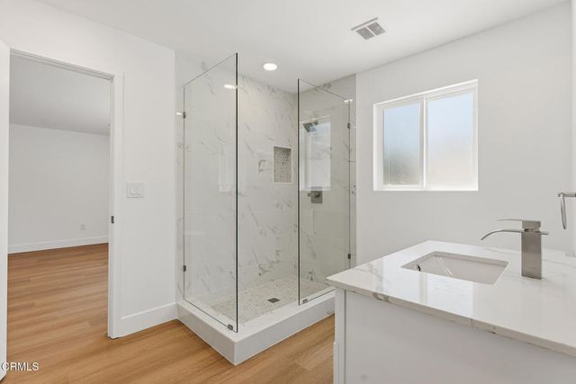 22016 Schoolcraft Street, Los Angeles, CA 91303
