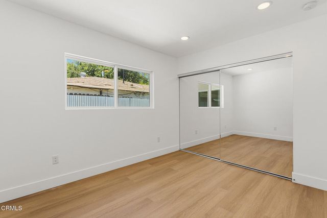 22016 Schoolcraft Street, Los Angeles, CA 91303
