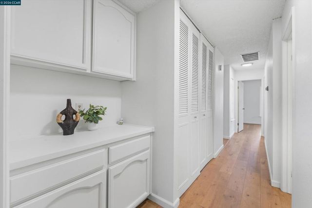 3167 Osuna Way, Sacramento, CA 95833