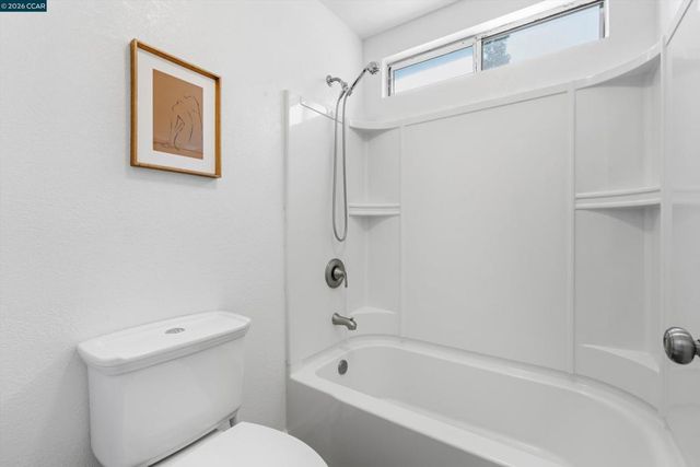 3167 Osuna Way, Sacramento, CA 95833
