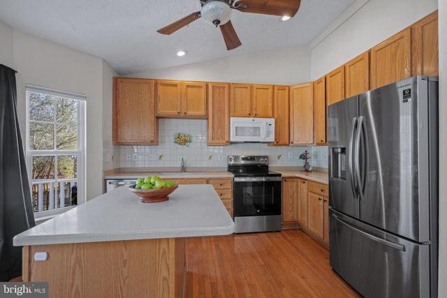 2961 RAKING LEAF DR, Abingdon, MD 21009