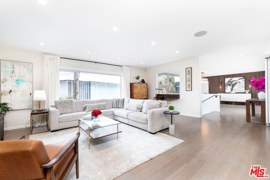 9323 Flicker Way, West Hollywood, CA 90069 — photo 4