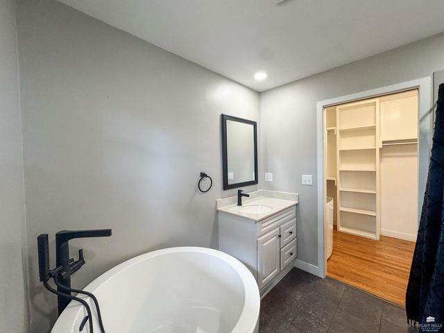 2424 Rogers Boulevard, Manhattan, KS 66502