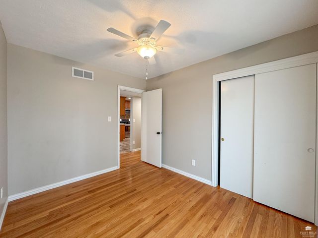 2424 Rogers Boulevard, Manhattan, KS 66502