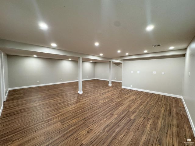 2424 Rogers Boulevard, Manhattan, KS 66502